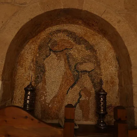 Artium Cave
