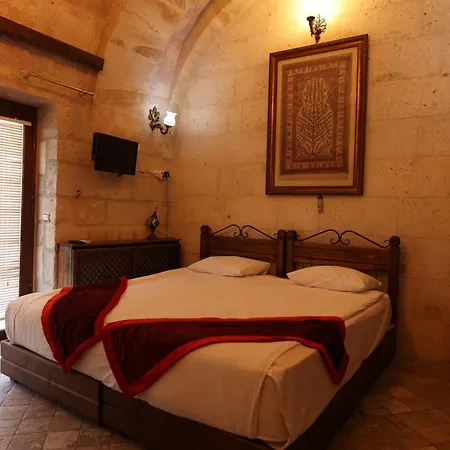Artium Cave