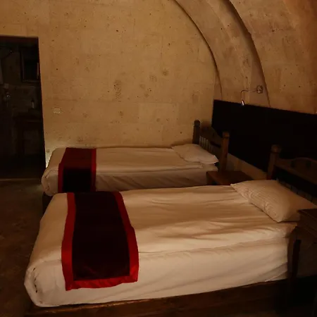 Hotel Artium Cave